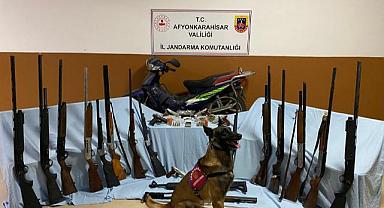 JANDARMA EKİPLERİN'DEN OPERASYON..!!