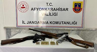 JANDARMA EKİPLERİN'DEN OPERASYON..!!