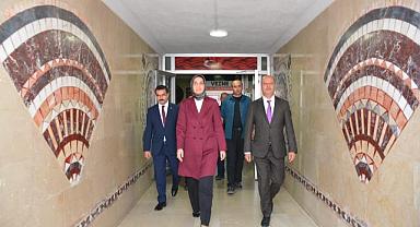 Vali Doç. Dr. Kübra Güran Yiğitbaşı Şuhut Belediyesini Ziyaret Etti