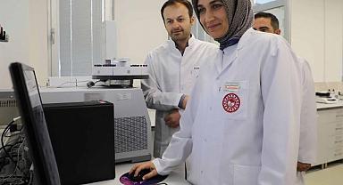 Vali Yiğitbaşı Afyonkarahisar Gıda Kontrol Laboratuvar Müdürlüğünü Ziyaret Etti