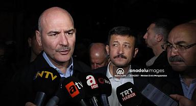 Bakan Soylu, 4,9 büyüklüğünde depremin meydana geldiği İzmir'de konuştu