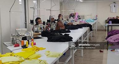 Bayat'ta tekstil kursunu tamamlayan 25 kadın işe başladı