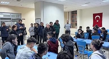 Belediye Başkanı Nihat Sarı, Deprem anında çök-kapan-tutun