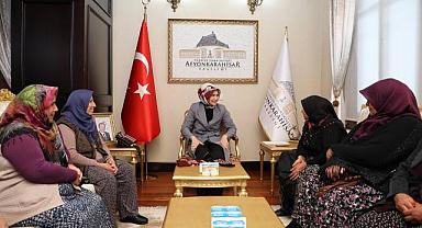 Demirli Köyü Kadınları'ndan Valimize Ziyaret