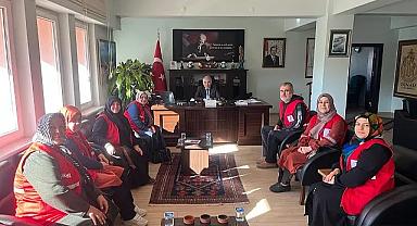 Dinar Kızılay Şubesinden Kaymakam Kemal Duru'ya Ziyaret