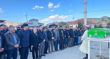 Doğanlı Köyü Muhtarı Hüseyin Atasoy Son Yolculuğuna Uğurlandı