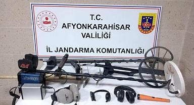 GAZLIGÖL'DE KAÇAK KAZI YAPAN KİŞİLERE JANDARMADAN SUÇ ÜSTÜ.!