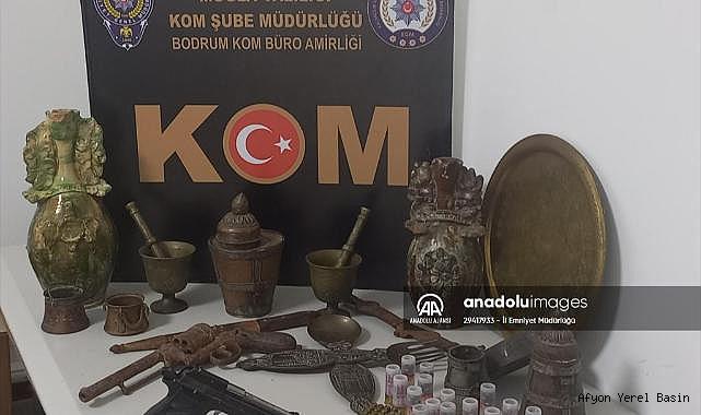 Muğla'da tarihi eser kaçakçılığı operasyonunda birçok eser ele geçirildi