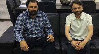 SENDİKA KIRAVATSIZ MÜDÜR'E SAHİP ÇIKAMADI.!!