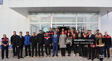 Vali Yiğitbaşı, 112 Acil Çağrı Merkezi Müdürlüğünü ziyaret etti