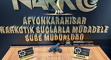 Afyonkarahisar'da yol uygulamasında uyuşturucu ele geçirildi