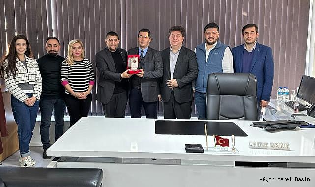 BAŞARILI MÜDÜRE TEŞEKKÜR PLAKETİ