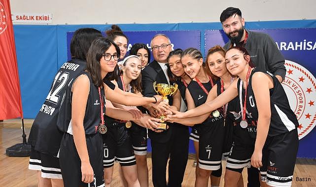 Basketbol Genç Kızlarda Şampiyon Limit Anadolu Lisesi oldu