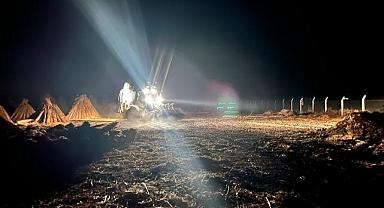 Bolvadin'de kamış deposunda çıkan yangın söndürüldü