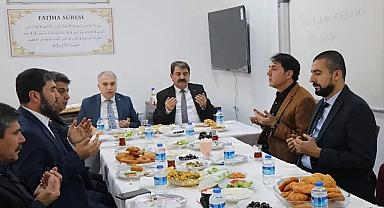 Dinar Belediye Başkanı Nihat Sarı, Kuran Kursunda düzenlenen programa katıldı