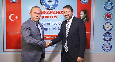 Dr. Ersan Özgür, Türkiye Kamu-Sen İl Temsilciliğini ziyaret etti