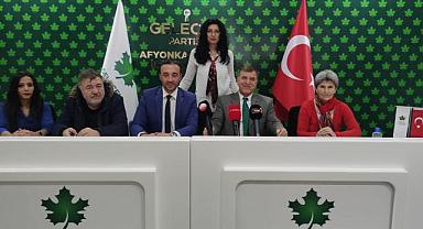 “GELECEK PARTİSİ TÜRKİYE SEVDASINA GÖNÜL VERENLERİN, MİLLETİN PARTİSİDİR”