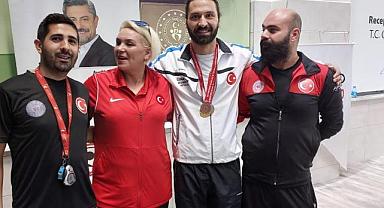 Hayalini gerçekleştirmek için engel tanımıyor