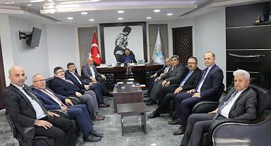 İl Milli Eğitim Müdürü Sünnetçi’den Belediye Başkanı Nihat Sarı’ya ziyaret