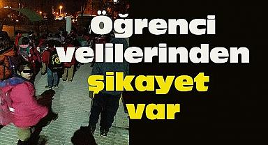 İmamhatip Ortaokulu Müdürü Ara Kapıyı Kitleme İddiası