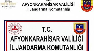 JANDARMA EKİPLERİNDEN DEFİNECİLERE SUÇ ÜSTÜ.!