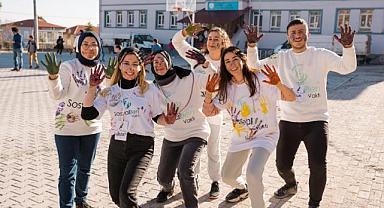 Köy çocuklarına en güzel hediye..