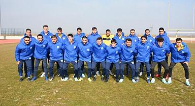 Milletvekili Taytak’tan Karşıyakaspor’a forma ve spor malzemeleri desteği