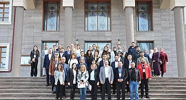 Mustafa Tarlacı Osmaniye'de İhtiyaç Sahibi Aileler İle görüştü 