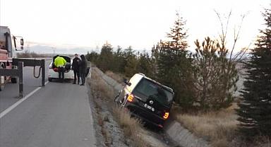 Nazilli Belediye Başkanı Özcan, Afyonkarahisar'da trafik kazası geçirdi