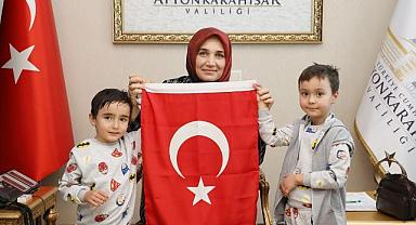 Vali Yiğitbaşı Şehit Ailelerini Makamında Kabul Etti