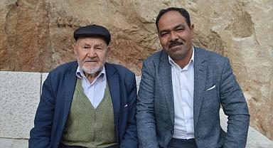  102 yaşındaki Mustafa Dede 30 yıl önce vefat eden 