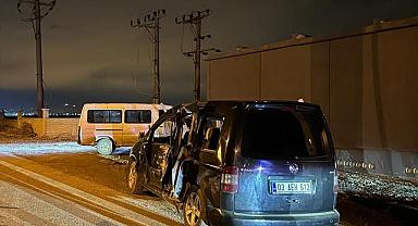 Afyonkarahisar'da kamyonet ile hafif ticari aracın çarpıştığı kazada 4 kişi yaralandı