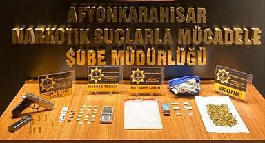 Afyonkarahisar'da uyuşturucu operasyonunda 4 zanlı yakalandı