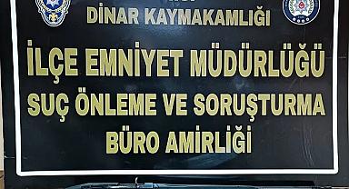 Dinar'da Ruhsatsız Tüfek Yakalandı