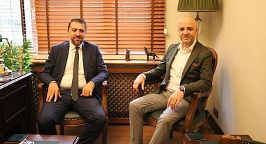 Dr. Ersan Özgür, ülkücü camiayı ziyaret etti