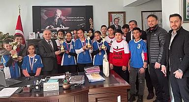 FLOOR CURLING ŞAMPİYONLARI DİNAR İLÇESİNDEN ÇIKTI