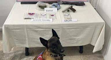 JANDARMA SİNANPAŞA'DA UYUŞTURUCU OPERASYONU YAPTI.