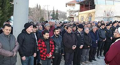 Kıbrıs Gazisi Halit Üresin Son Yolculuğuna Uğurlandı 