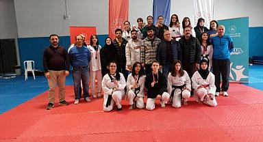 Okul Sporları Gençler Tekvando müsabakaları sona erdi