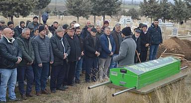  Trafik kazasında yaşamı yitiren çiftin cenazesi defnedildi