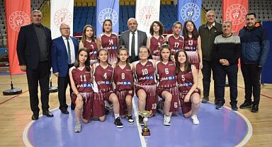 Yıldız Kadınlar Basketbolda şampiyon Gazi Spor Kulübü