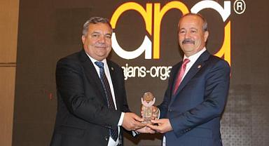 ‘Yılın Enleri’ ödül töreninde buluştu.