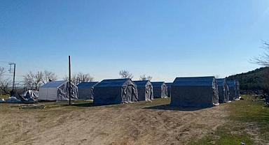 Başkan Uluçay ve ekibi 400 çadır kurdu, hedef 500 çadır