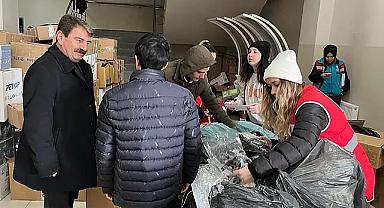 Nihat Sarı, Afyonkarahisar'da yardım toplama merkezinde 