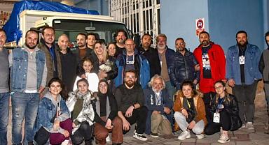 OYUNCAK DOLU KAMYONLAR AFYONKARAHİSAR´DAN ÇOCUKLAR İÇİN UĞURLANDI