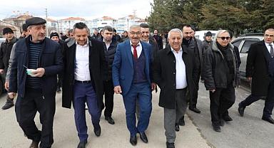 ZEYBEK BAŞKAN´DAN YENİCE MAHALLESİ´NE ZİYARET