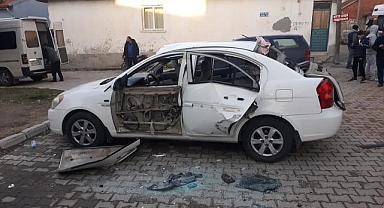 Afyonkarahisar'da otomobilinde piknik tüpü patlayan sürücü yaralandı