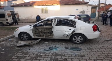 Afyonkarahisar'da otomobilinde piknik tüpü patlayan sürücü yaralandı