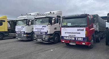 Afyonkarahisar'dan deprem bölgesine yardımlar sürüyor