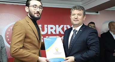 AK PARTİ'YE YOĞUN İLGİ